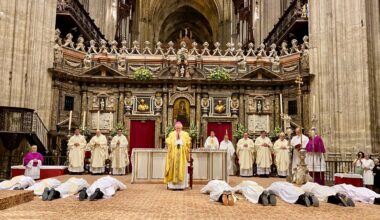 ORDENACIONES DE DIÁCONOS EN LA CATEDRAL DE SEVILLA