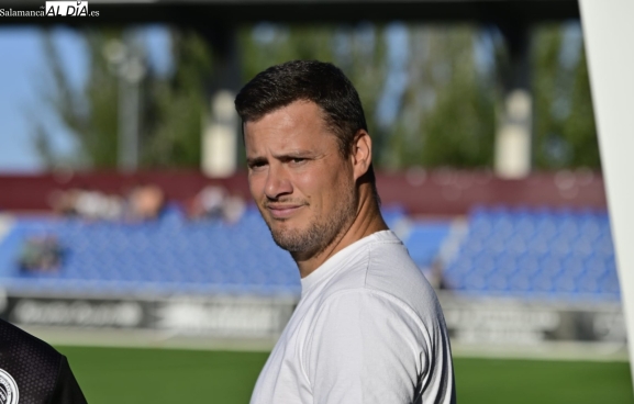 Oriol Riera le 'pega' un palo a la plantilla de Unionistas y la dirección deportiva: 'Vamos justos de jugadores diferenciales arriba. Nos falta talento' - SALAMANCArtv AL DÍA