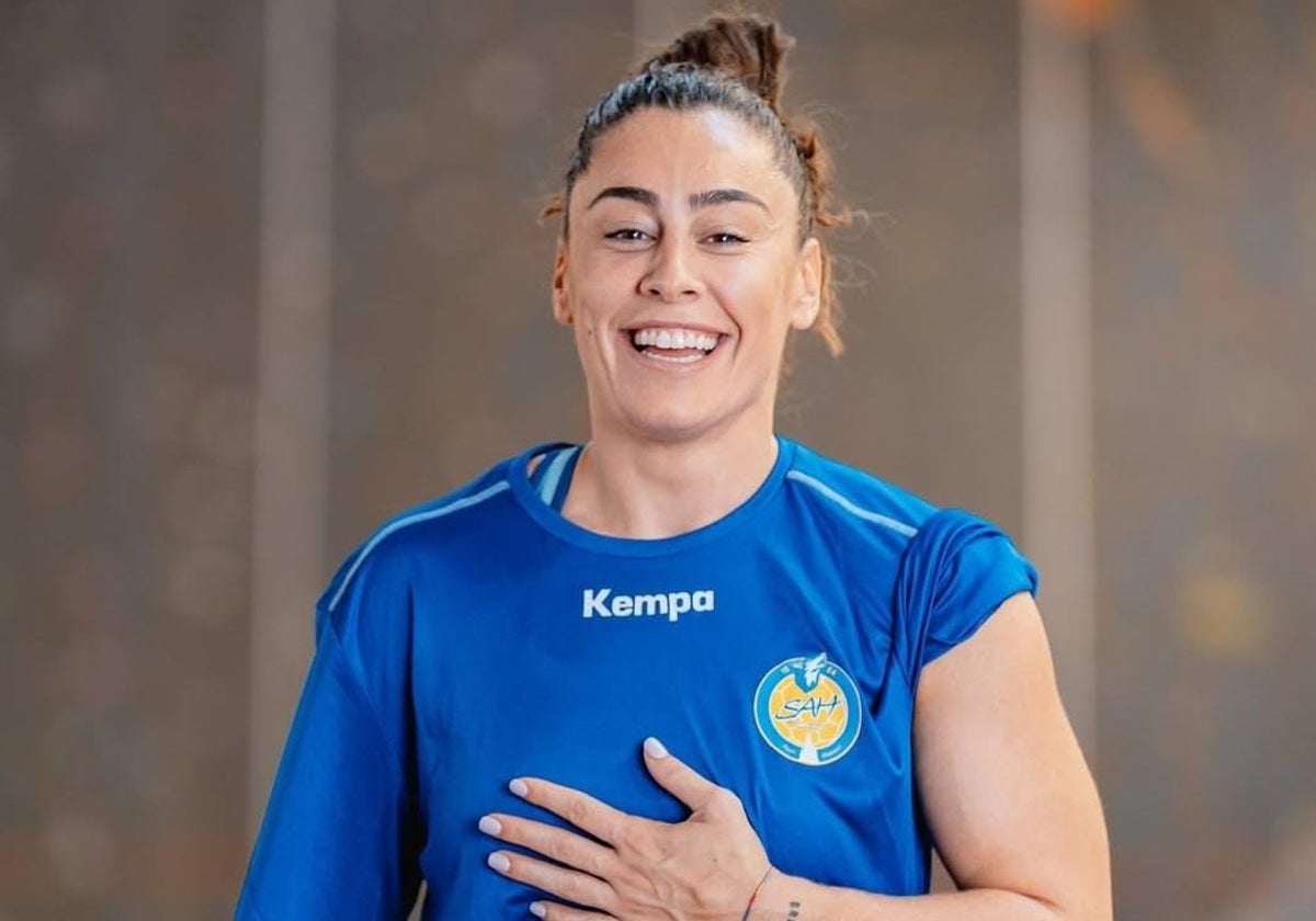 Marta López recupera su sonrisa