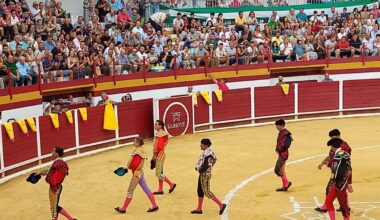 Indulto del segundo toro de Fernando Adrián en una entretenida tarde en Sabiote