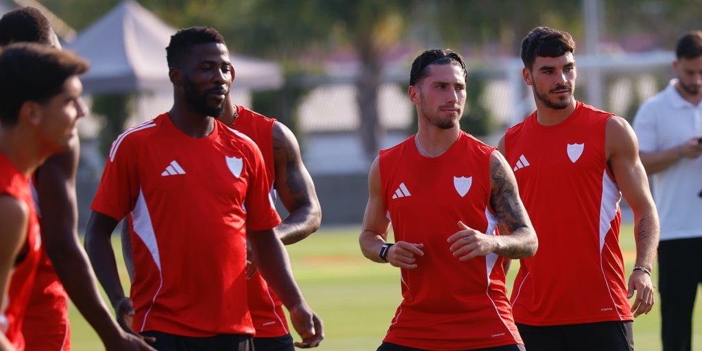El Sevilla FC espera la decisión de Carmona para activar su venta al Nottingham