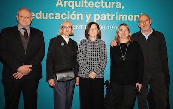 El libro presenta un panorama