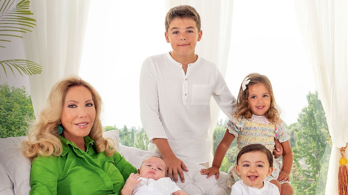 nos presenta al hijo de su sobrino Juan Carlos, al cumplirse un año de su muerte