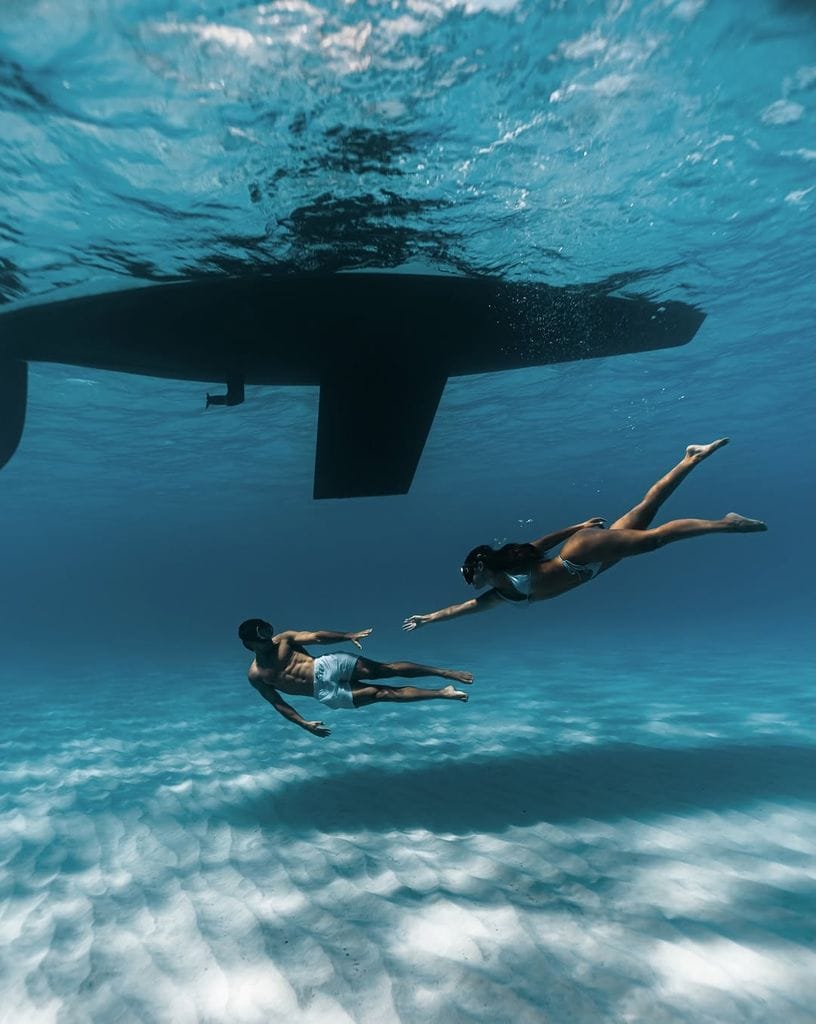 Las vacaciones de Laura Escanes y Joan Verdú en Menorca