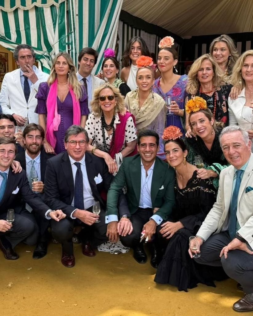 Blanca Llandres Parejo y Alberto Herrera se divierten en la Feria