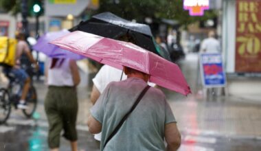 Aemet amplía el aviso naranja por chubascos muy fuertes y tormentas en la Comunitat y señala las zonas donde caerán