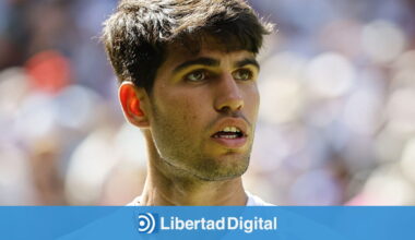 El dineral que ha pagado un aficionado por una carta de Carlos Alcaraz: "No lo entiendo"
