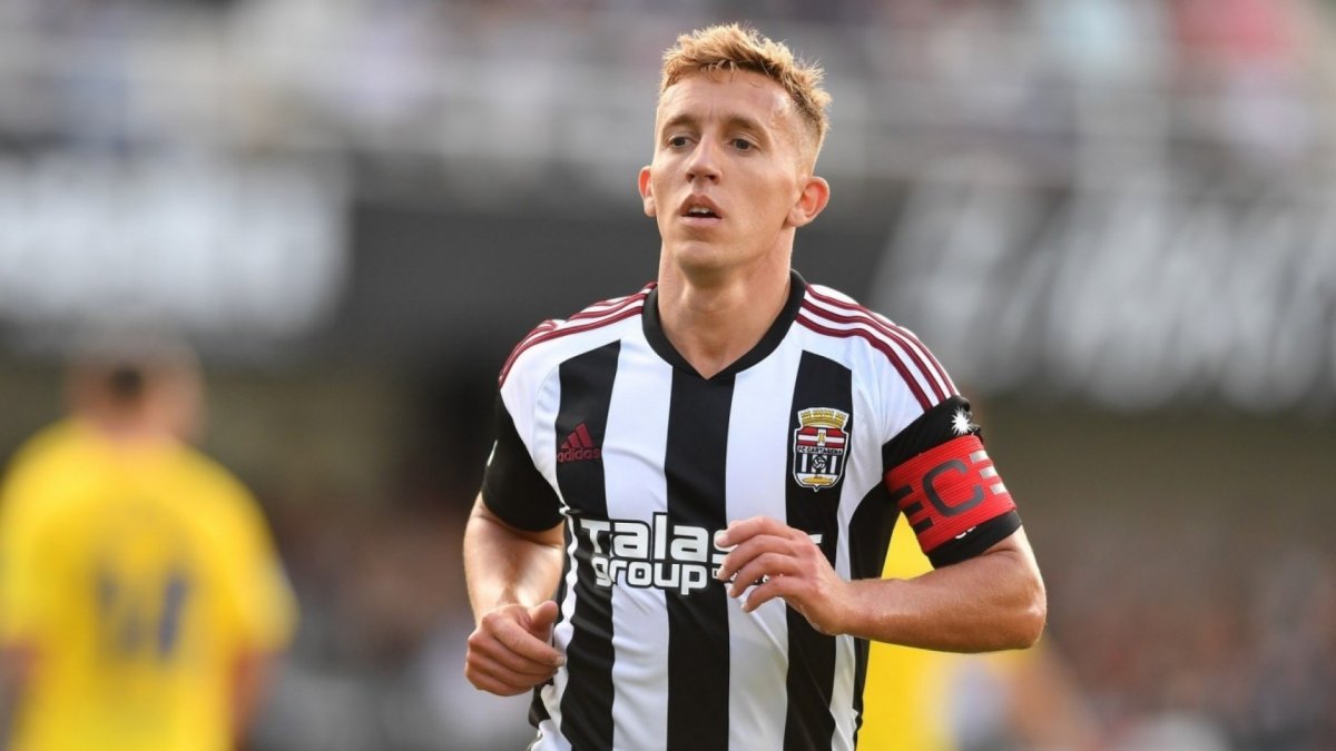 Alejandro Arribas consigue el fichaje de De Blasis para el Cartagena