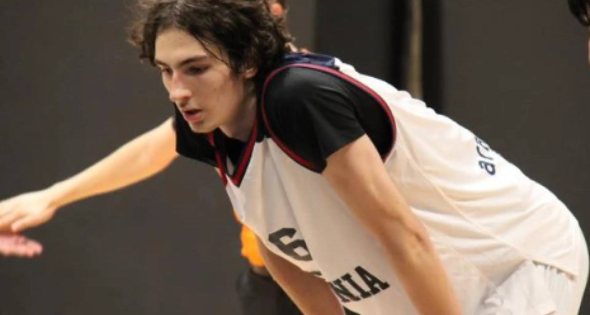 El espectacular partido de Aleksandr Savkov, el último fichaje del Casademont Zaragoza para la Liga U