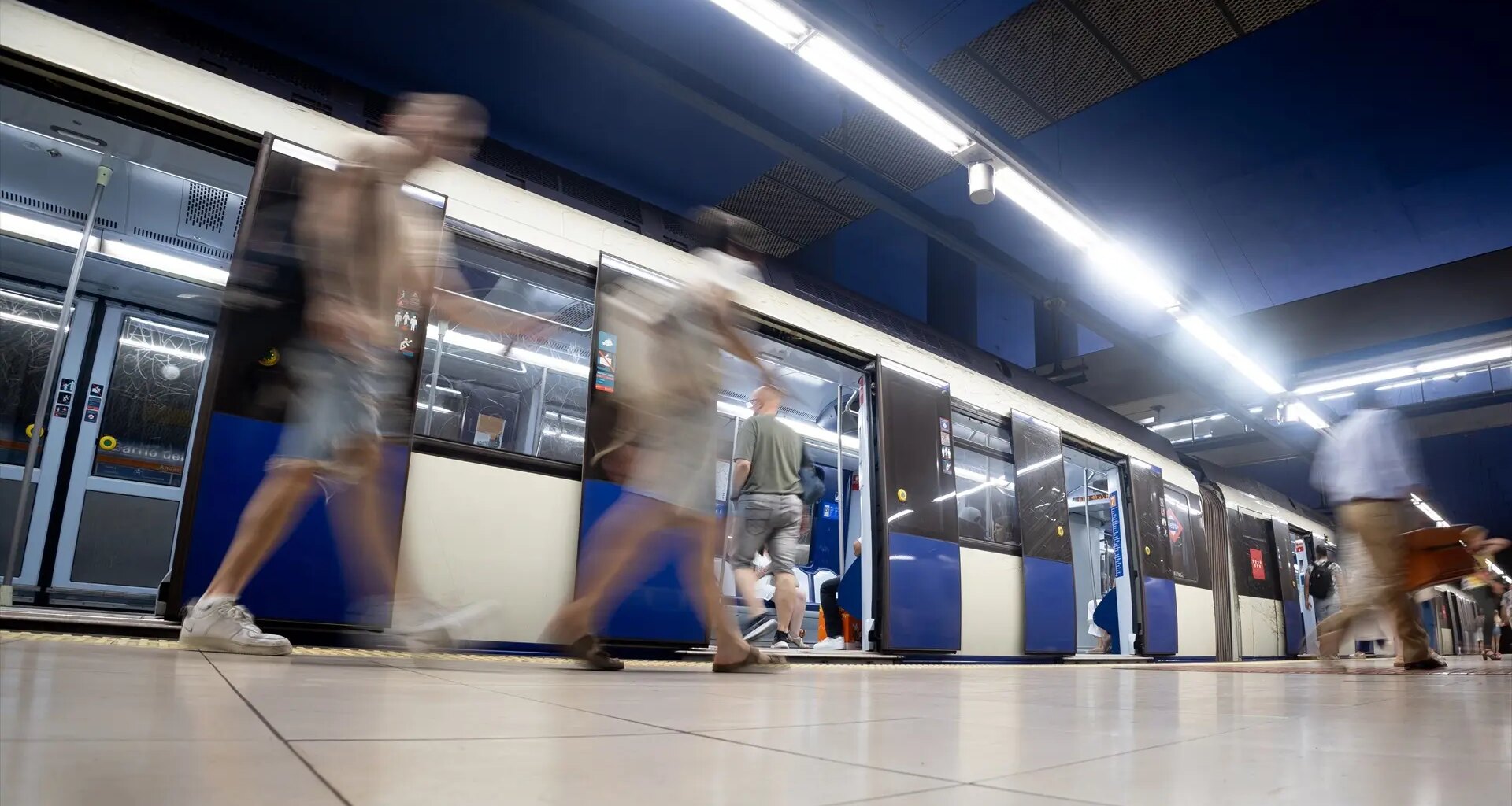 Un joven de 25 años, en estado grave tras sufrir un golpe de calor en el metro de Madrid