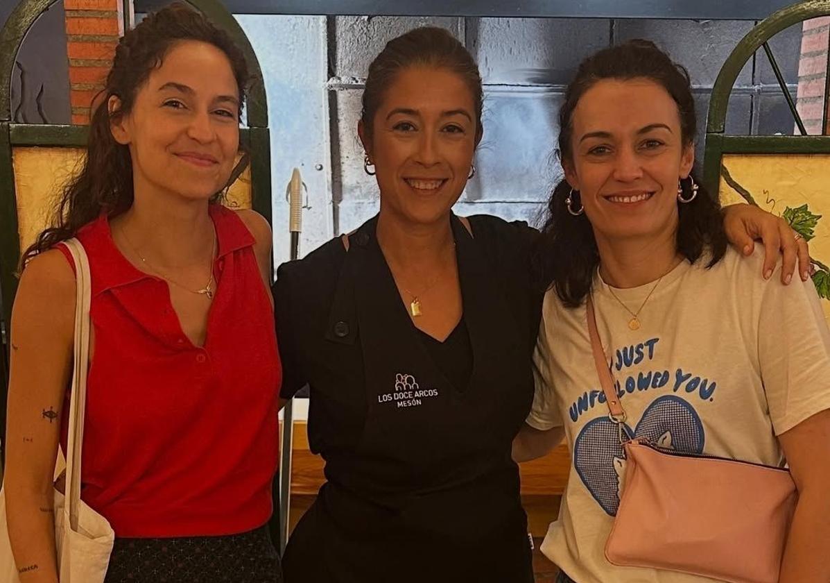 Dos actrices de la serie La Moderna hacen parada en la provincia de Valladolid