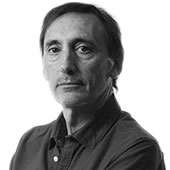 Víctor M. Romero