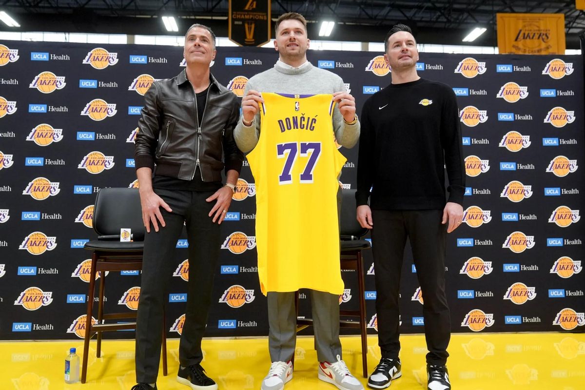 Doncic llegó a media temporada a los Lakers procedente de Dallas y lo quieren liderando al equipo los próximos años