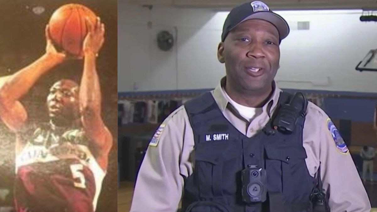 Mike Smith, a sus 61 años, es ahora policía en Washington