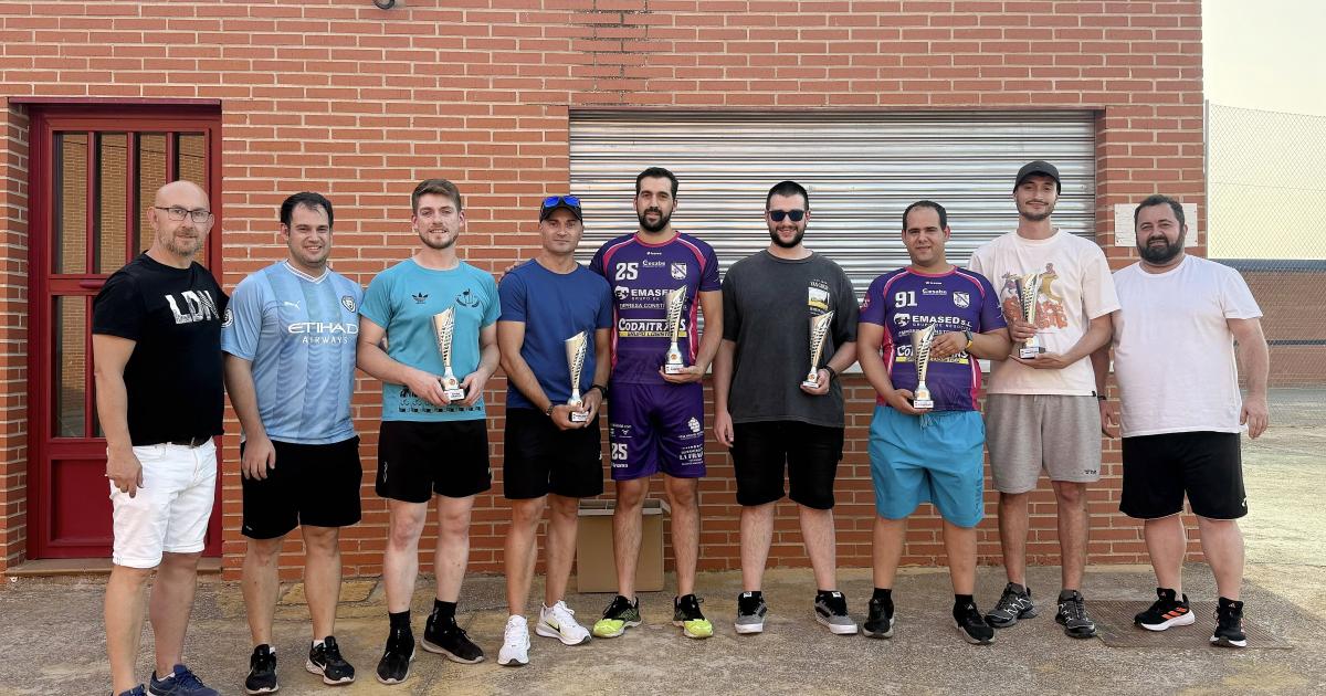 Descartes Playeros revalida título en la liga local de balonmano playa