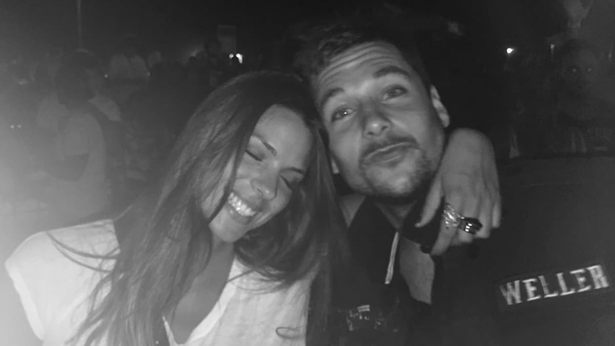 Laura M. Flores cuenta cómo es la relación con su ex Benji Aparicio tras su último viaje juntos