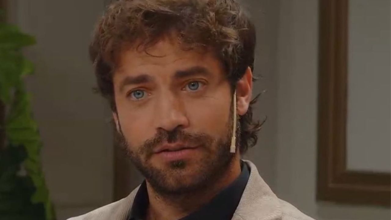 El actor Benjamín Alfonso denuncia haber sido víctima de acoso en el rodaje de «Valeria»: «Se cuida mucho a las mujeres, pero al hombre no se lo cuida» - La Voz de Galicia