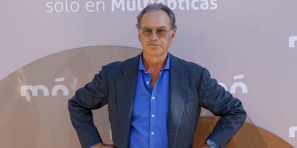 fue ella quien no quiso posar junto al cantante