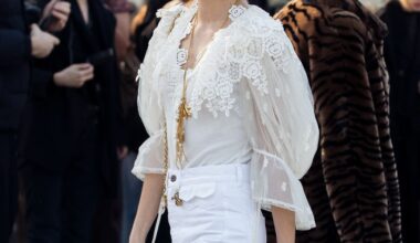Las 5 blusas románticas más vendidas de Zara para el otoño 2025