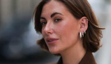 Este es el corte de pelo cómodo y fácil de mantener que más favorece a las mujeres a partir de los 40 para volver al trabajo