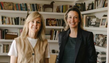"Para volver a enamorarte de tu casa puedes retapizar sofás, poner plaids o cambiar cojines"