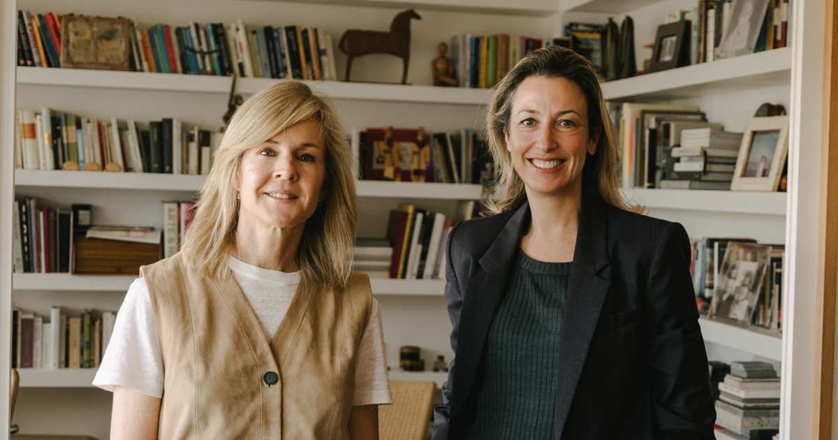 "Para volver a enamorarte de tu casa puedes retapizar sofás, poner plaids o cambiar cojines"
