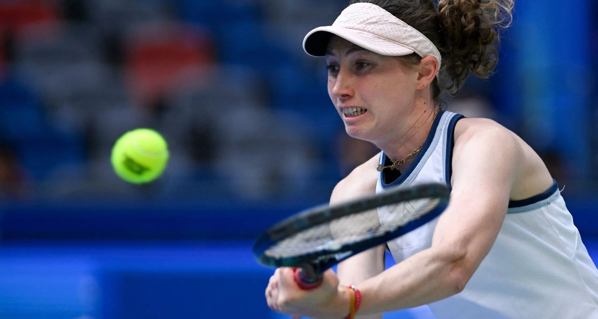 Cristina Bucsa cae en Monterrey, pero sigue adelante en los dobles