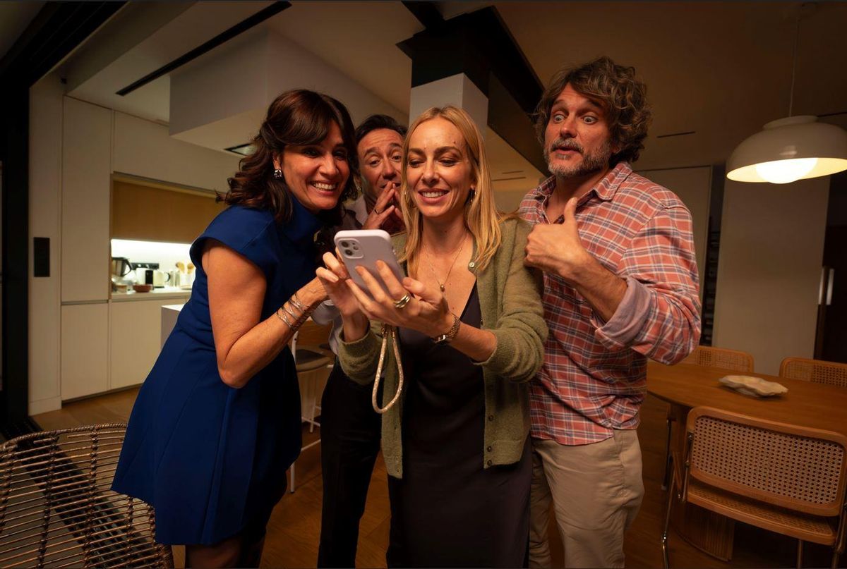 Los protagonistas Elia Galera, Carlos Santos, Kira Miró y Salva Reina.