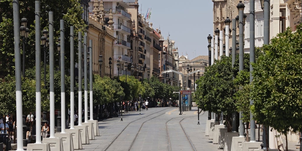 Sevilla empieza a notar el aumento del calor antes de entrar este domingo en alerta naranja