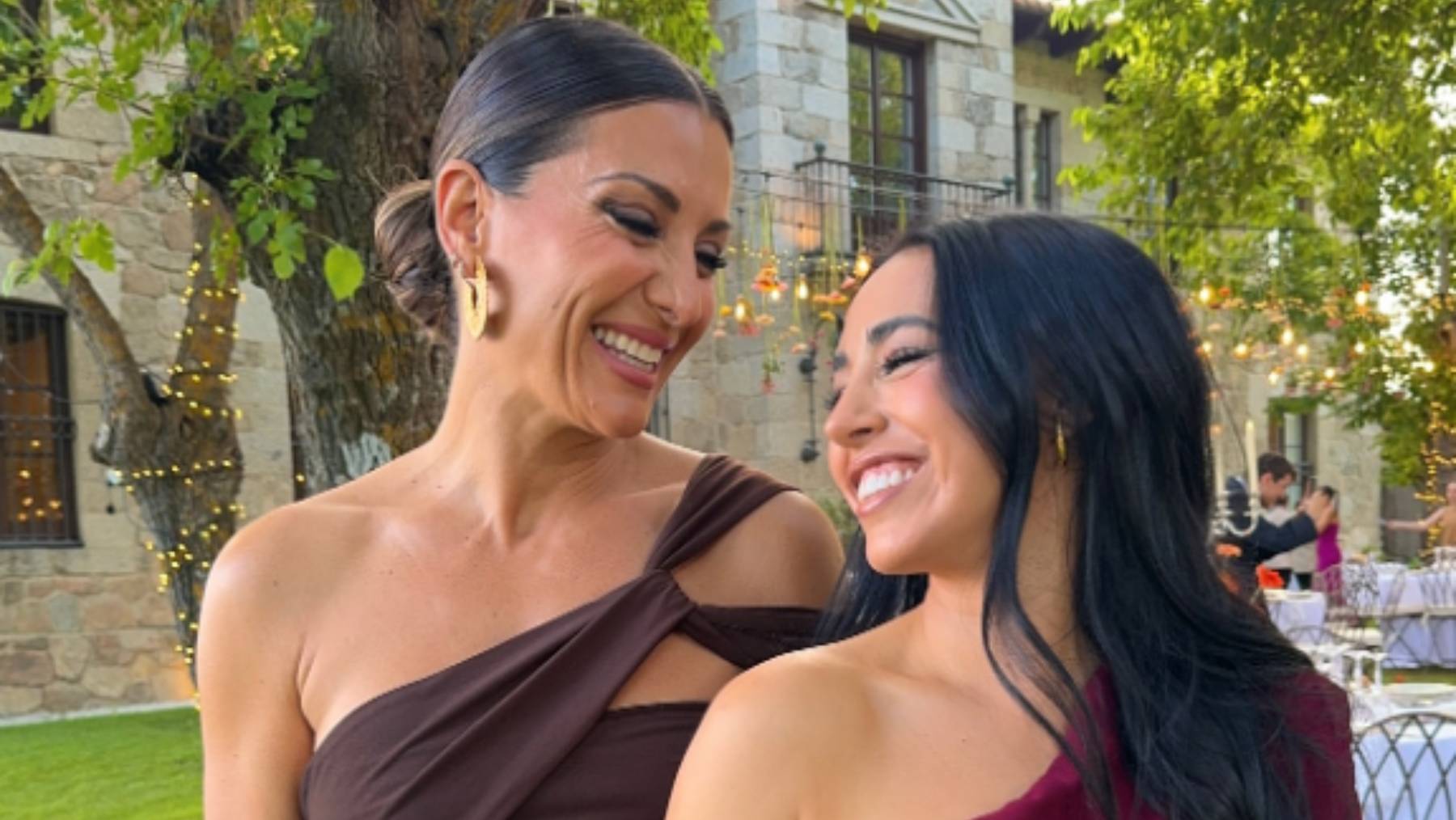 Nagore Robles olvida a su ex Carla Flila, y se deja ver muy divertida en la Costa del Sol