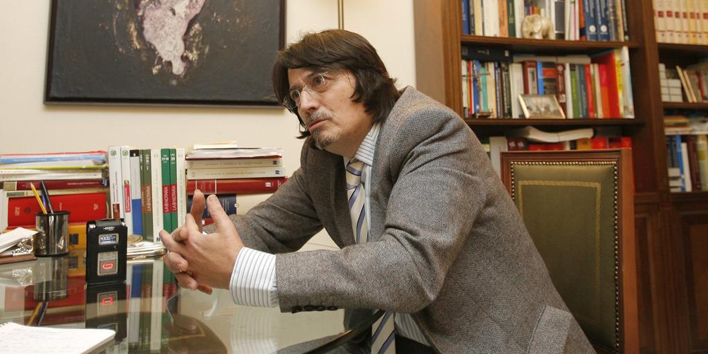 Muere Carlos Alburquerque, el notario cordobés que pasó de ser una figura popular a acabar en la cárcel por apropiación indebida