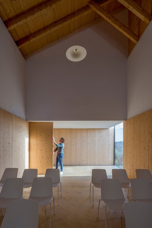 Casa mortuoria de Barrancos / Mesa Atelier - Fotografía interior, Madera
