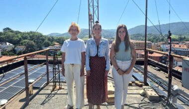El Departamento de Movilidad, Turismo y Ordenación del Territorio renueva el receptor geodésico del Instituto Bidasoa de Irun, coincidiendo con el 20 aniversario de la Red GNSS de Gipuzkoa