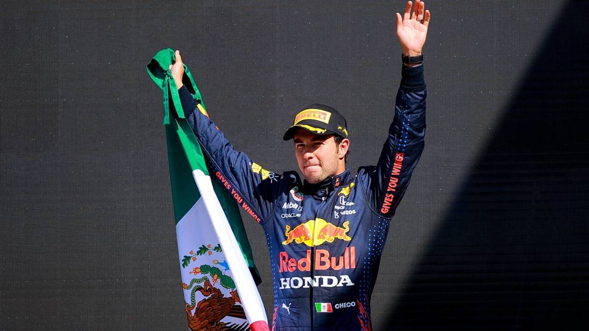 Checo Pérez solo podría regresar a la F1 en 2026 con Cadillac