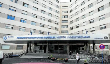 Ertzainas custodian en Vitoria a un enfermo de tuberculosis para evitar que se escape