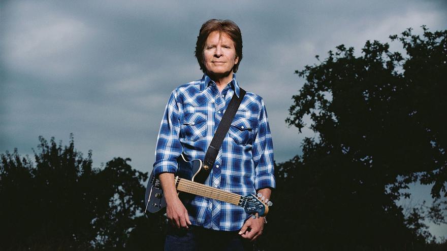 John Fogerty sonríe y se reconcilia con la Creedence Clearwater Revival