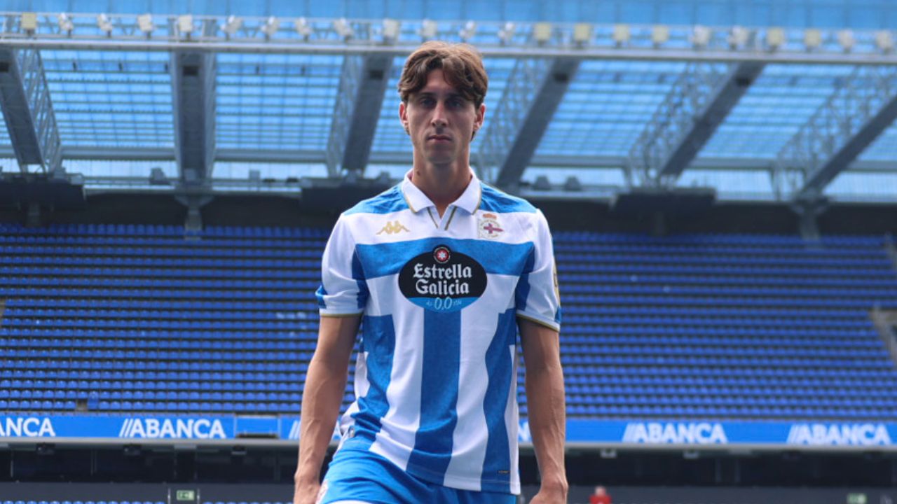 El Deportivo oficializa el fichaje del delantero Samuele Mulattieri - La Voz de Galicia
