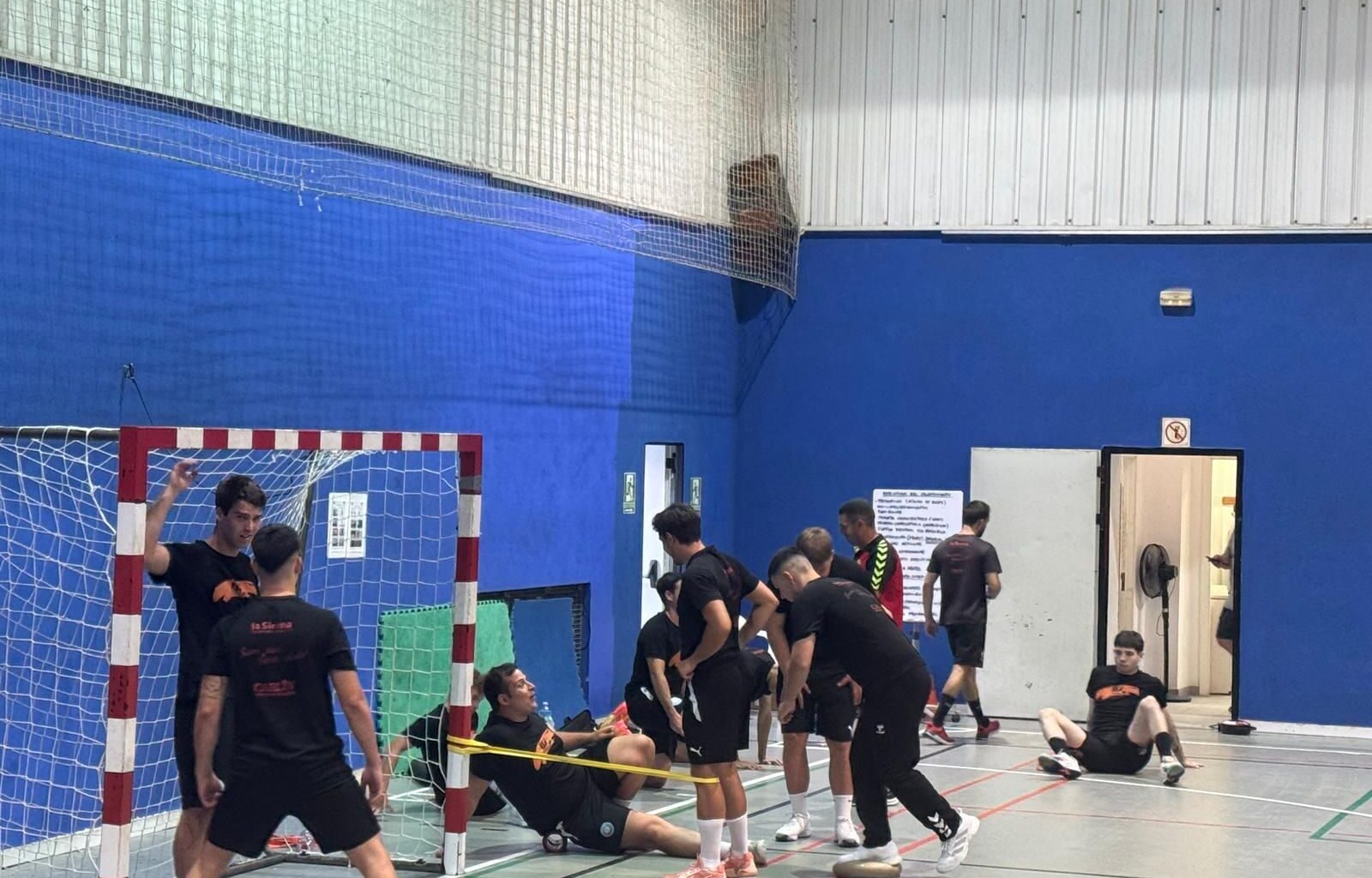 Imagen del primer entrenamiento del Trasmapi HC Eivissa