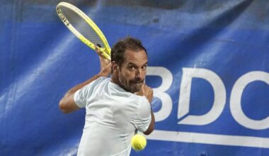 Richard Gasqued se alza con el trofeo del XXXVIII Torneo Tenis Playa de Luanco - La Voz de Asturias