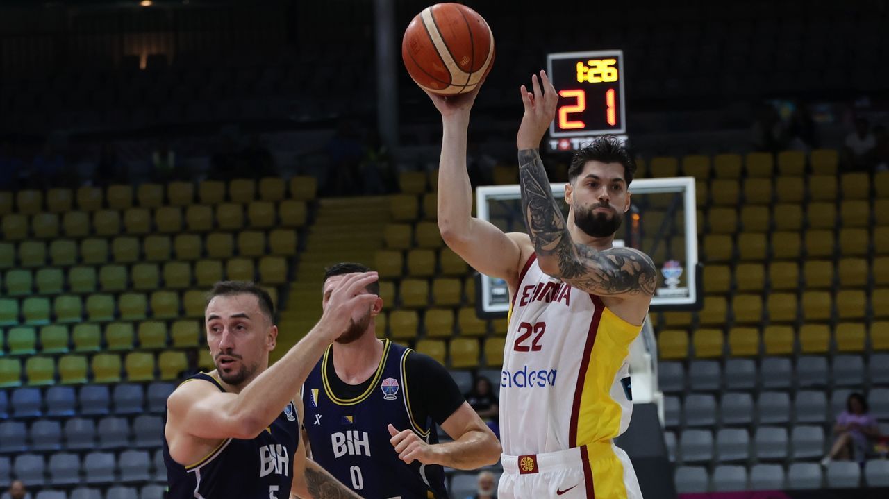 España se entona frente a Bosnia-Herzegovina en el Eurobasket - La Voz de Galicia