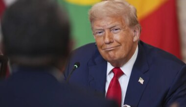 El rumor de la muerte de Donald Trump invade las redes sociales y él lo aprovecha para recaudar fondos