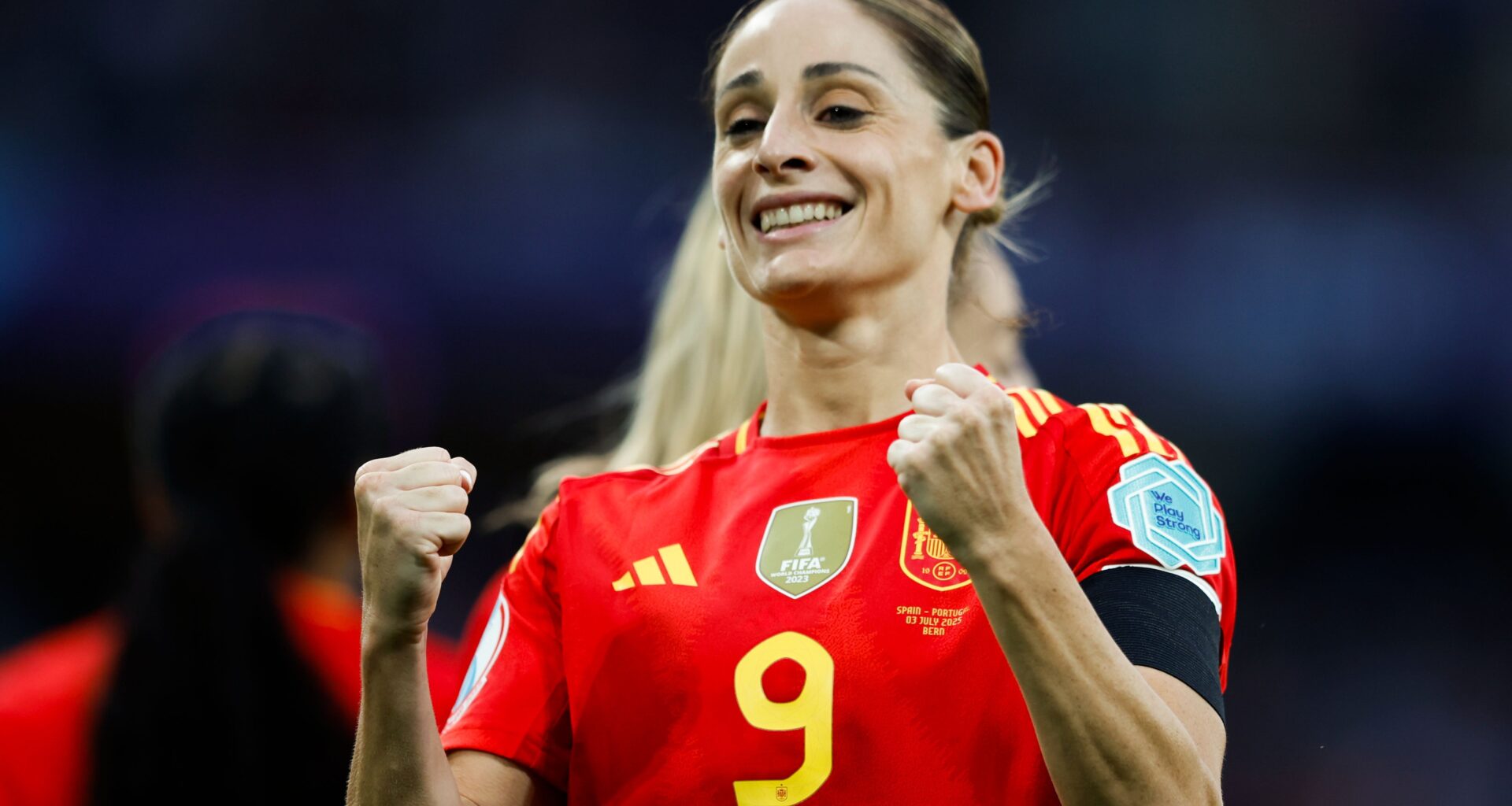 La granadina Esther González entra en las nominaciones por el Balón de Oro
