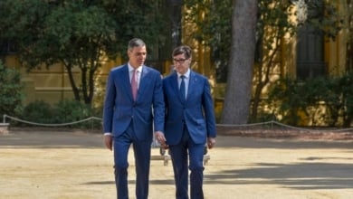 Sánchez cumple con Illa y hace muy difícil la fusión del BBVA con Sabadell