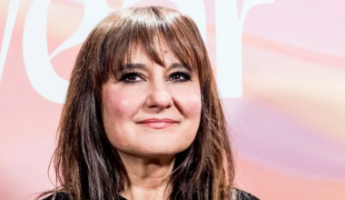 El acoso y los insultos a Amaral por la polémica con Bunbury no se detienen: "Enséñanos las tetas"