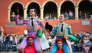 Los Diegos, Silveti y Sánchez salen a hombros en Cañadas de Obregón