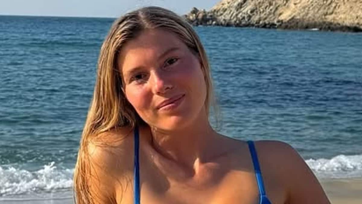 El posado en bikini de Cristina Iglesias, hija de Julio Iglesias, que arrasa a sus 24 años
