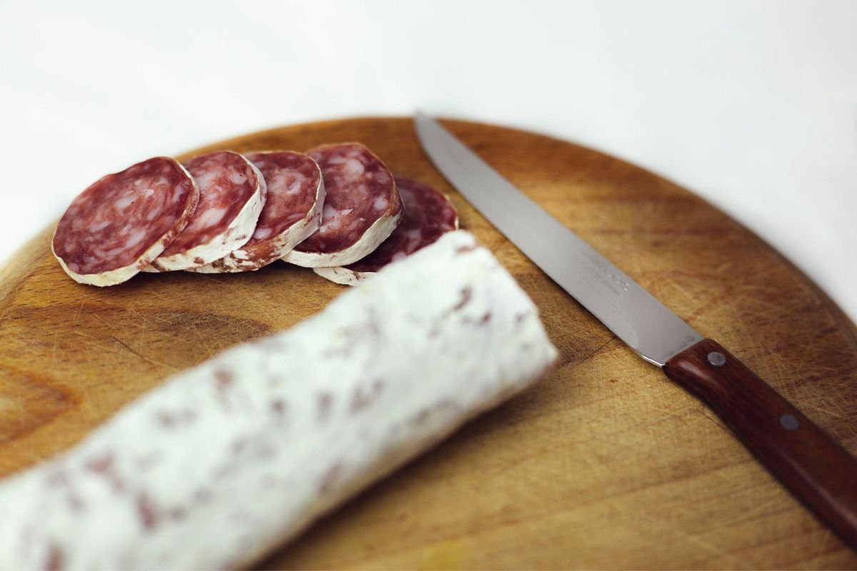Alerta alimentaria: Presencian 'Salmonella' en un fuet distribuido en la Comunitat Valenciana.