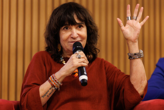 Rosa Montero advierte sobre la IA: “Estamos construyendo un Dios indiferente e inhumano”