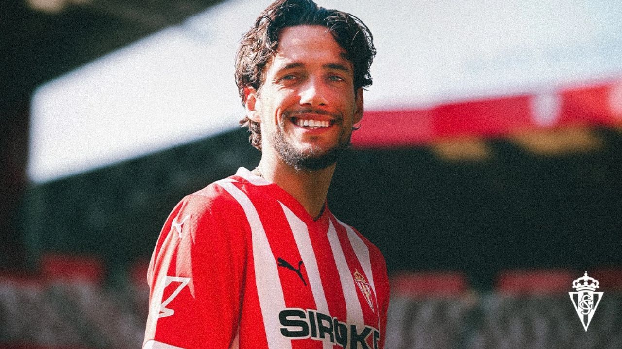 El Sporting inscribe en la RFEF la licencia de 7 fichajes - La Voz de Asturias