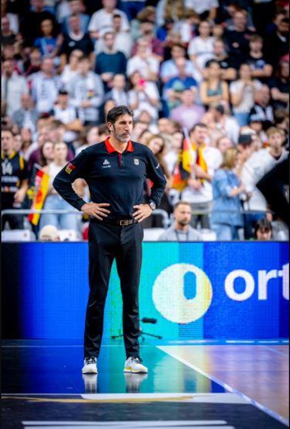Álberto Mumbrú, en el último amistoso ante España
